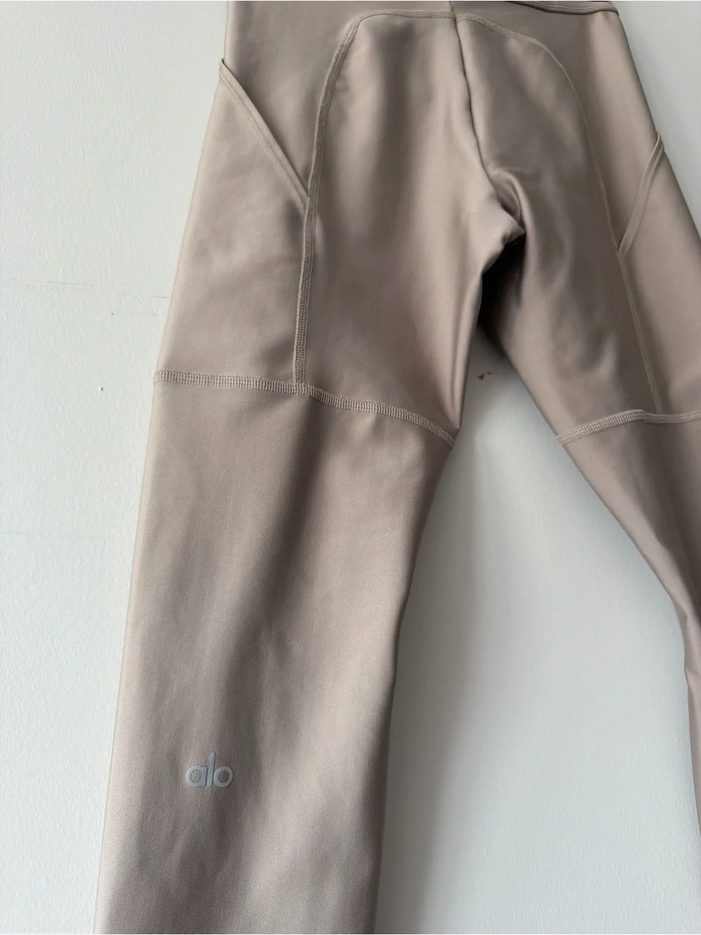 Alo yoga high waist leggings size small beige neutral taupe color